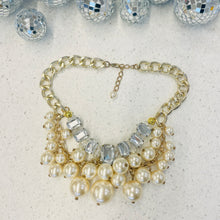 Load image into Gallery viewer, Playful Chic: Off-White Chunky Pearl &amp; Chunky Rhinestone Statement Necklace
