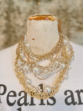 Load image into Gallery viewer, Pearls and Gold Chains necklace
